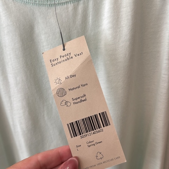 NWT Sweaty Betty Easy Peasy Pima Vest Top Tank Shirt Spring Green Large - Picture 3 of 4